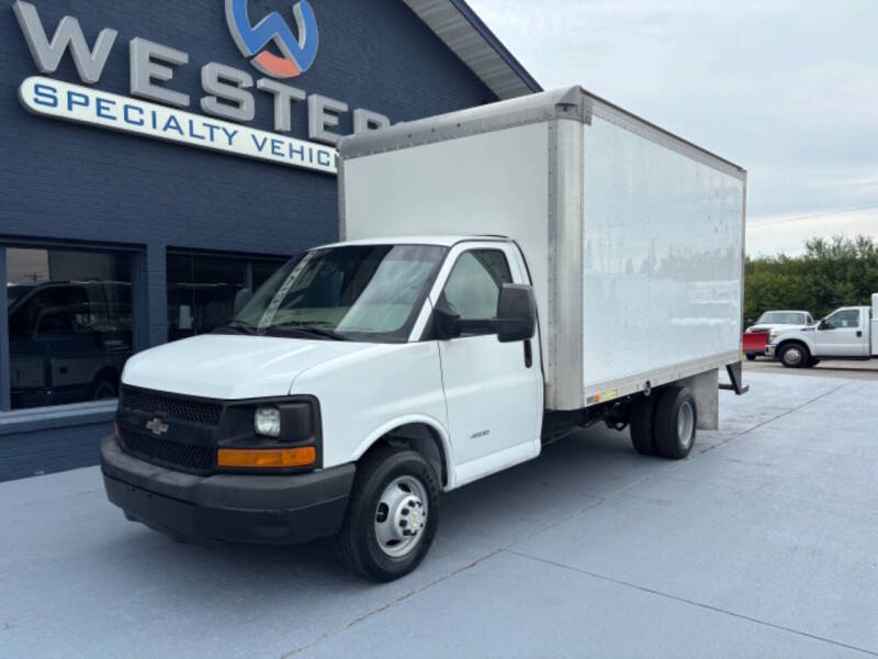 chevrolet express cutaway 2016 1GB6GUCG9G1126145 image chevrolet express cutaway 2016 1GB6GUCG9G1126145 image